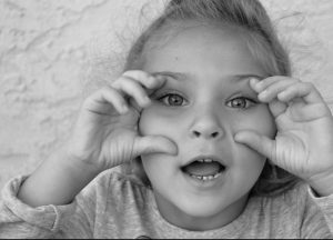 6-year-old Monroe Le of San Diego, CA, underwent breakthrough genetic therapy surgery to fix a mutation in her RPE65 gene, which caused a rare inherited retinal disease called Leber congenital amaurosis.